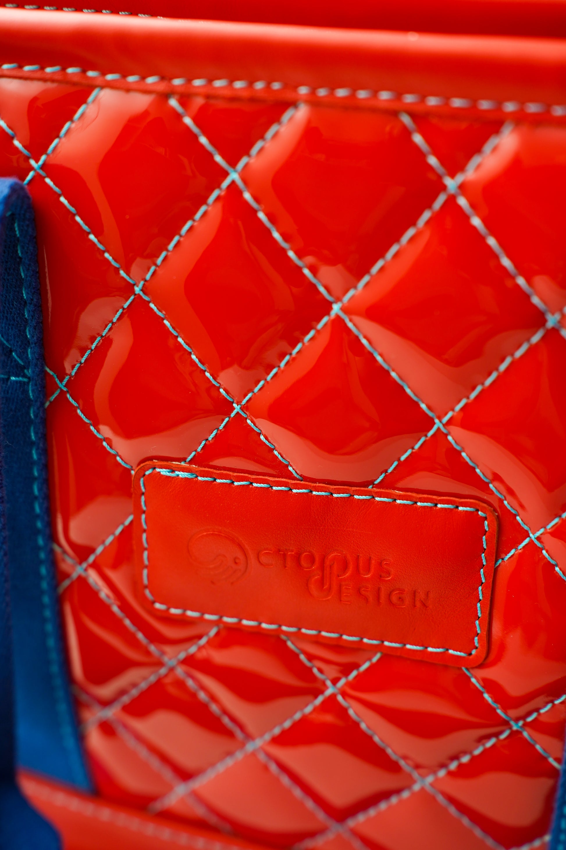 Sac Designo                                       Rouge vif vernis