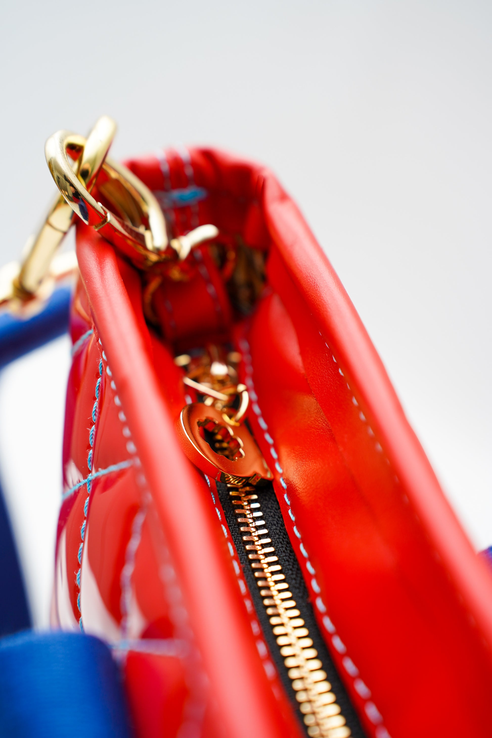 Sac Designo                                       Rouge vif vernis