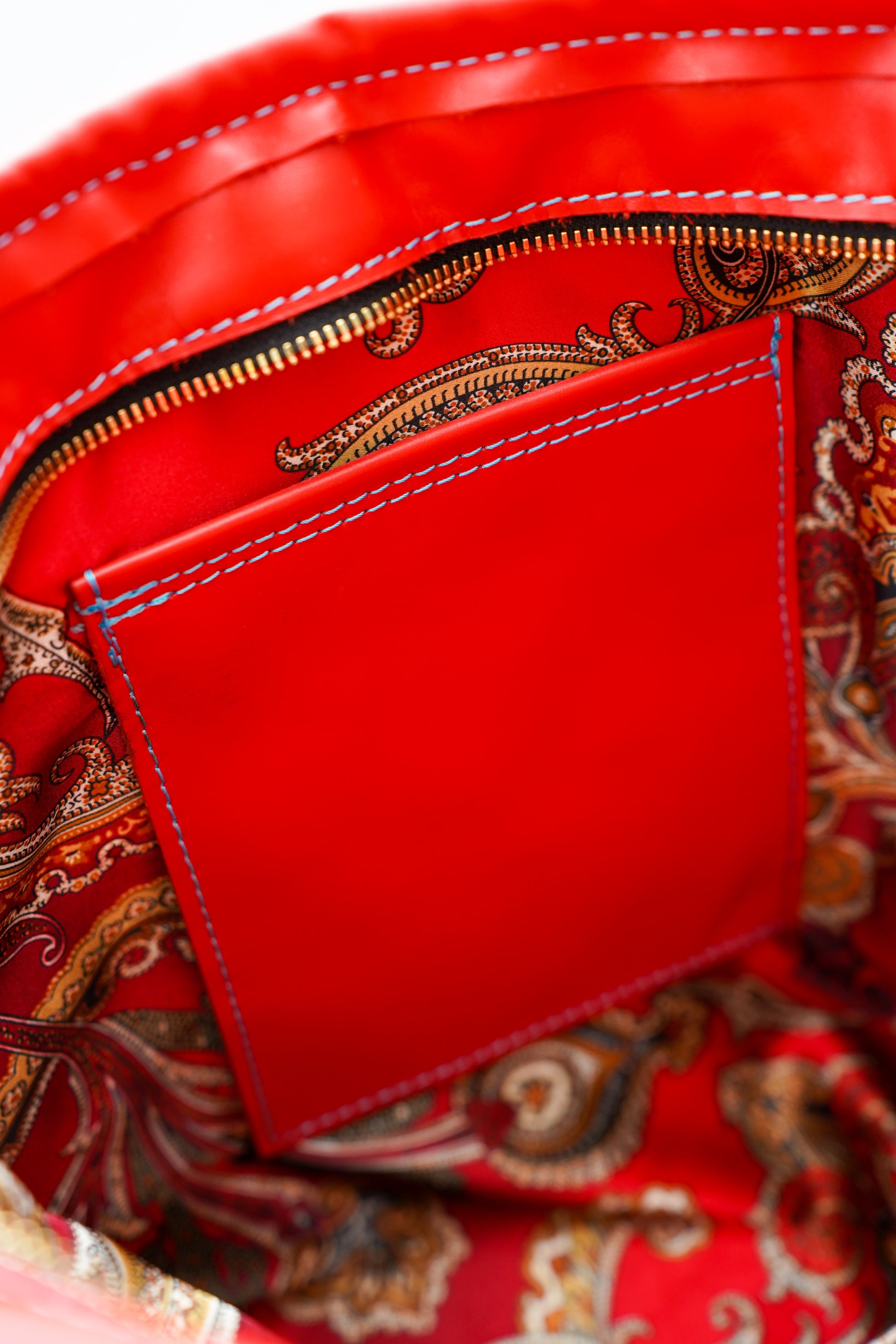 Sac Designo                                       Rouge vif vernis