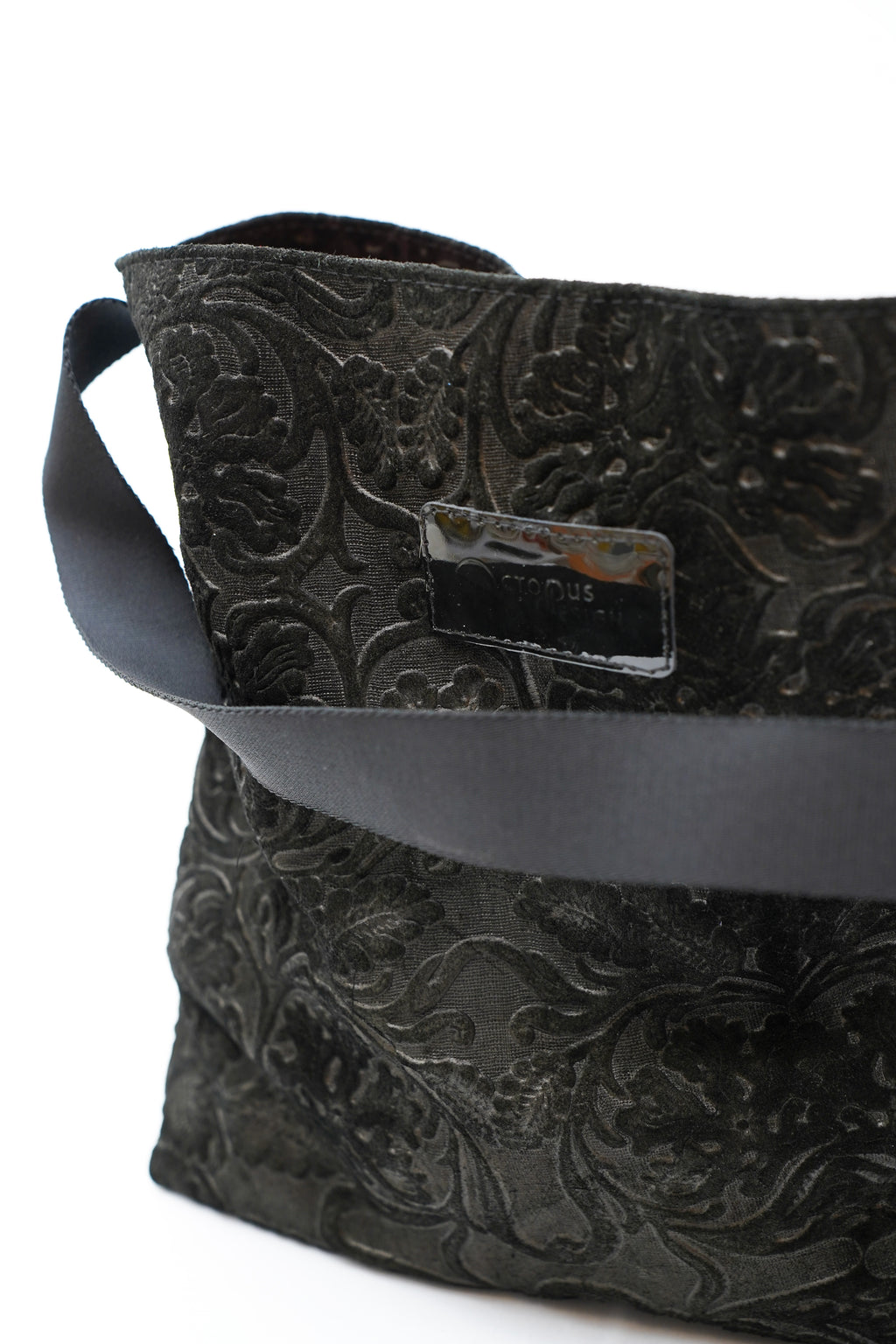 Sac Infinity                                       Black relief