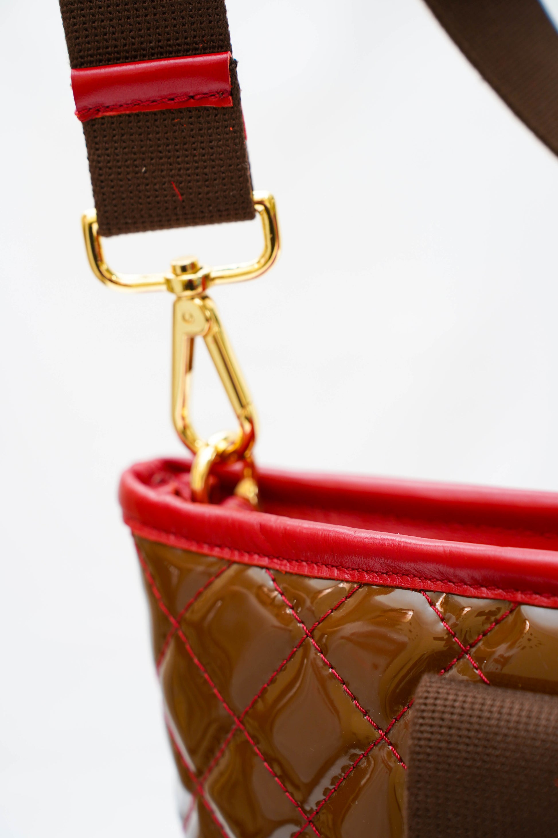 Sac designo                                     Bi- ton