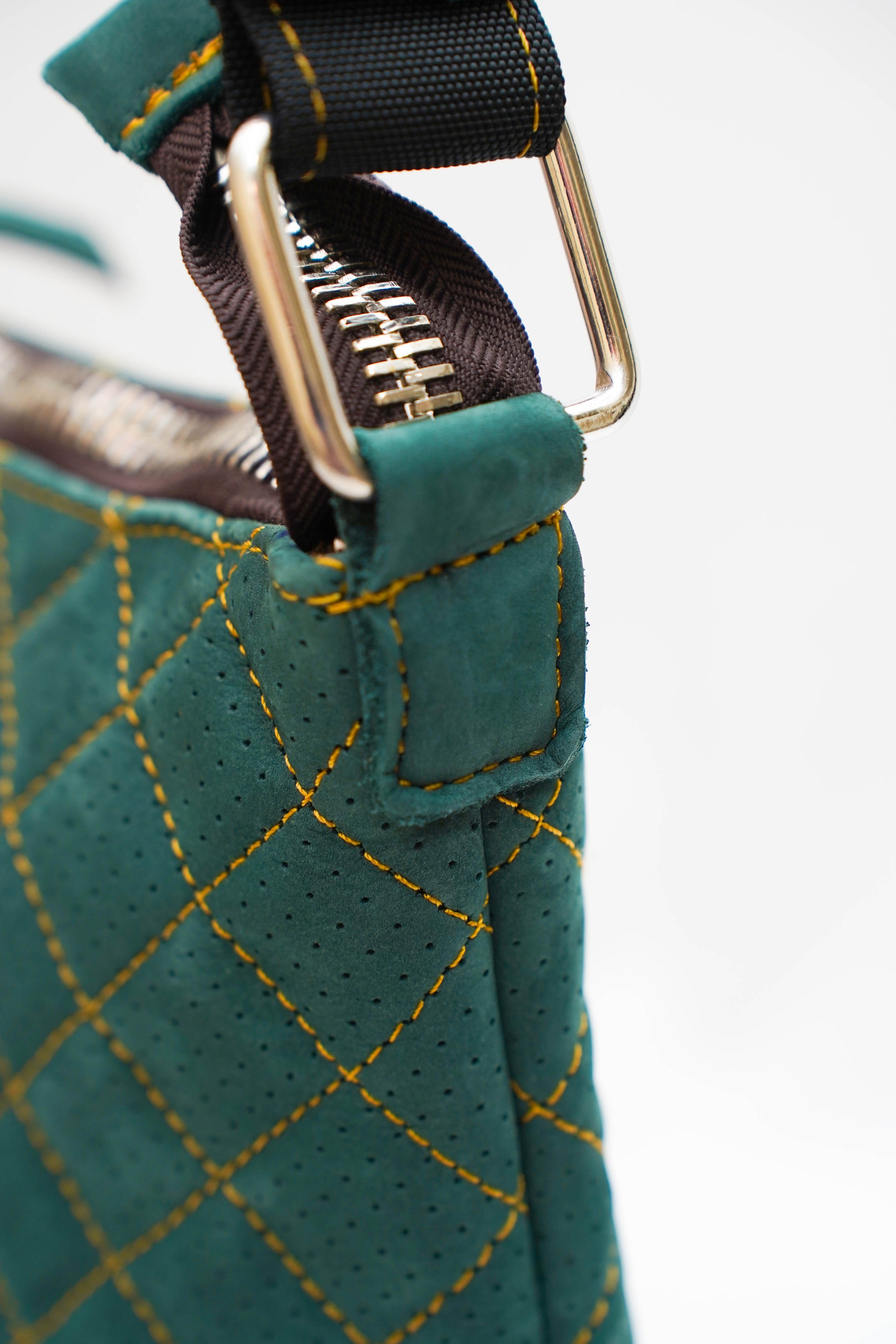 Sacoche Cuir renversé                  vert Emeraude