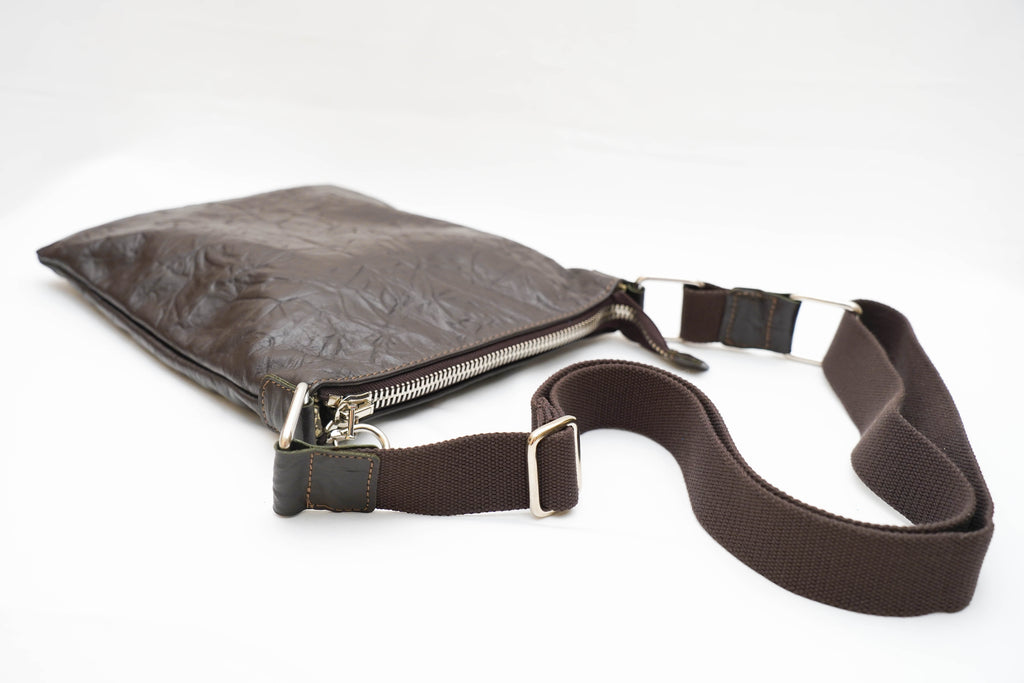 Sacoche Cuir frappé                         Marron