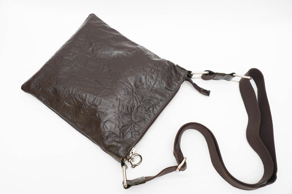 Sacoche Cuir frappé                         Marron