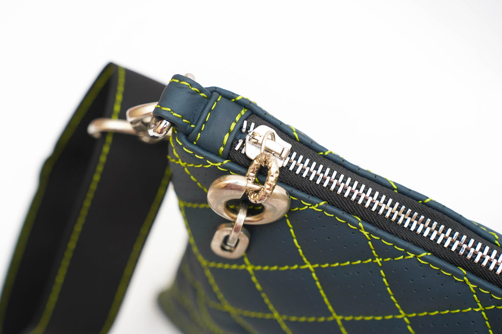 Pochette bleu pétrole